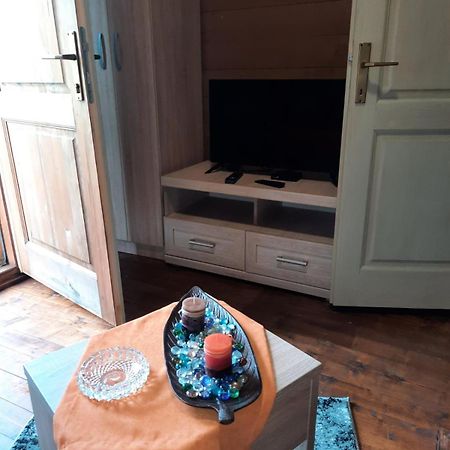 Mali Raj Apartmani Cetinje Esterno foto